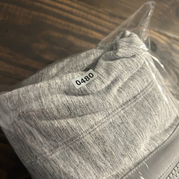 Womens Athleta Victory Gray Full Zip Hoodie Jacket Size M Excellent Condition - Picture 9 of 9